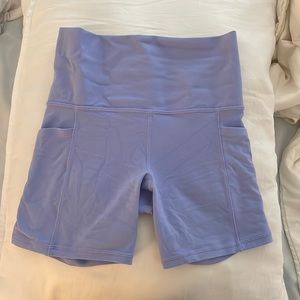 Athleta Salutation Stash Pocket II 5” Short